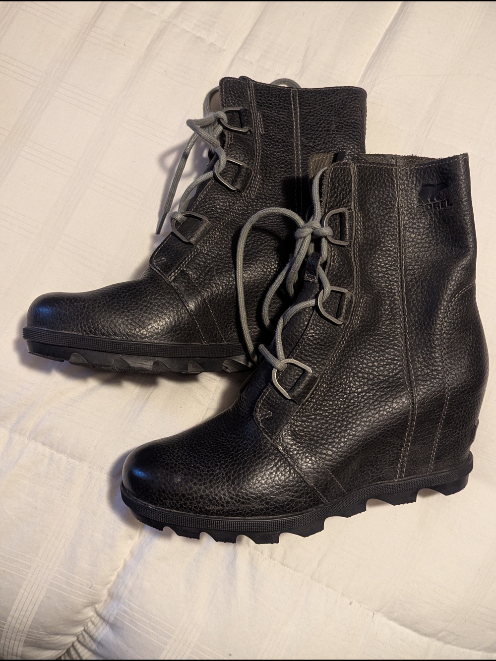 Sorel Black Leather Wedge Lace-Up Ankle Boots